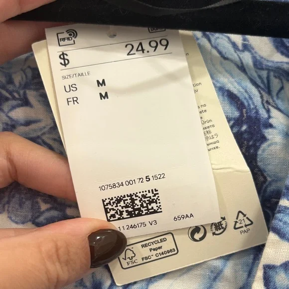 H&M Floral Blue and White Wrap Crop Top - Picture 2 of 5